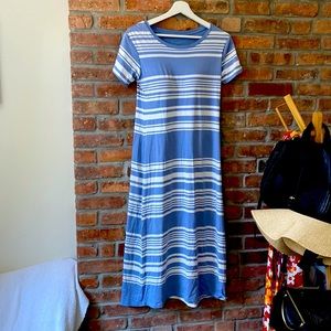 Uniqlo bra padded dress. Striped.